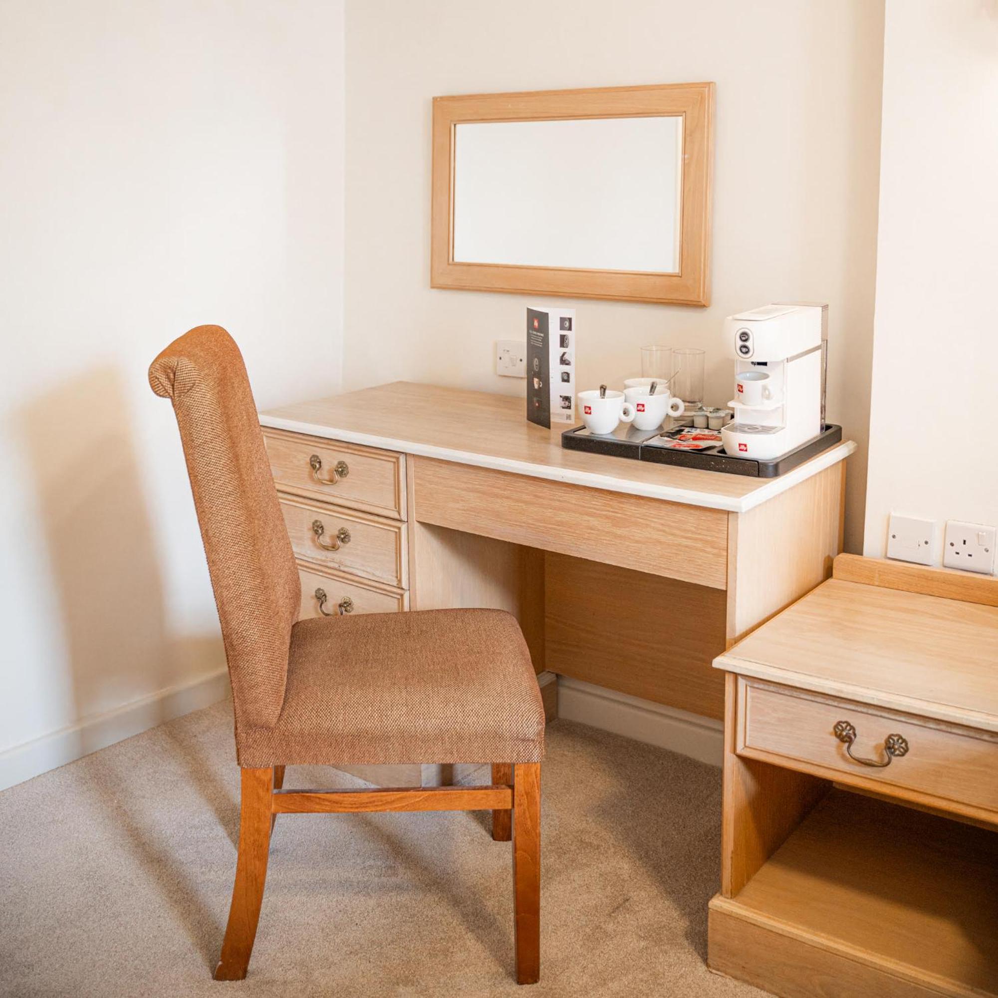 The Mayfair Hotel Bournemouth Ngoại thất bức ảnh